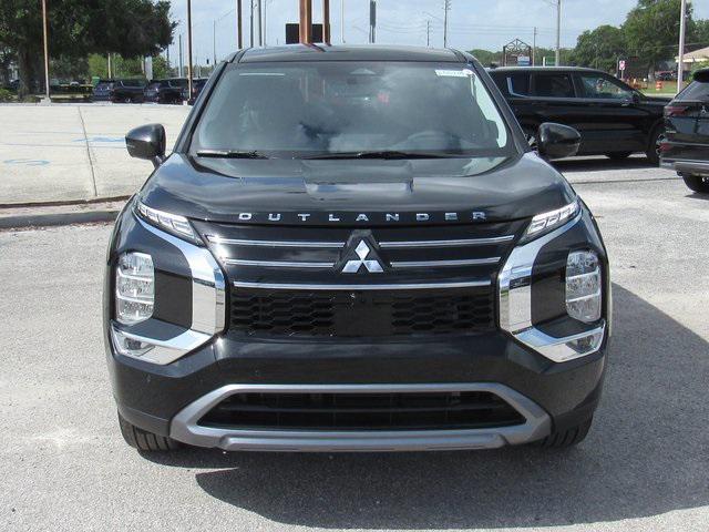 Photo of 2025 Black Diamond Mitsubishi Outlander