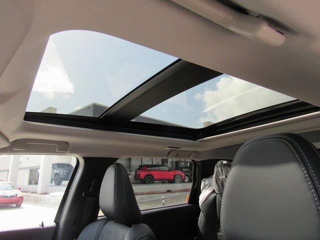 Photo of 2025 Black Diamond Mitsubishi Outlander