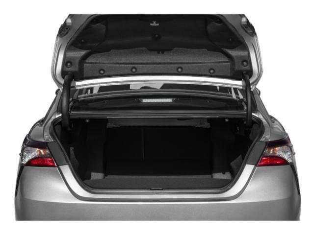 Photo of 2021 Super White Toyota Camry