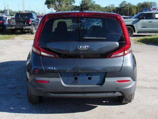 Photo of 2021 Gravity Gray Kia Soul