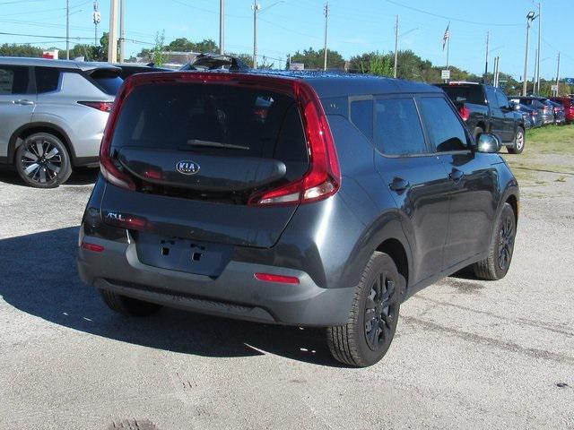 Photo of 2021 Gravity Gray Kia Soul
