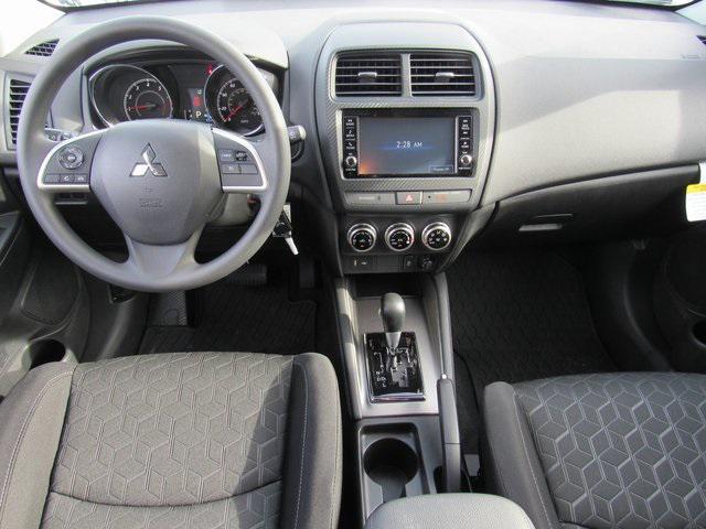 Photo of 2025 Alloy Silver Metallic Mitsubishi Outlander Sport