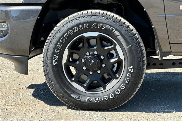 Photo of 2025 Granite Crystal Clearcoat Metallic RAM 2500
