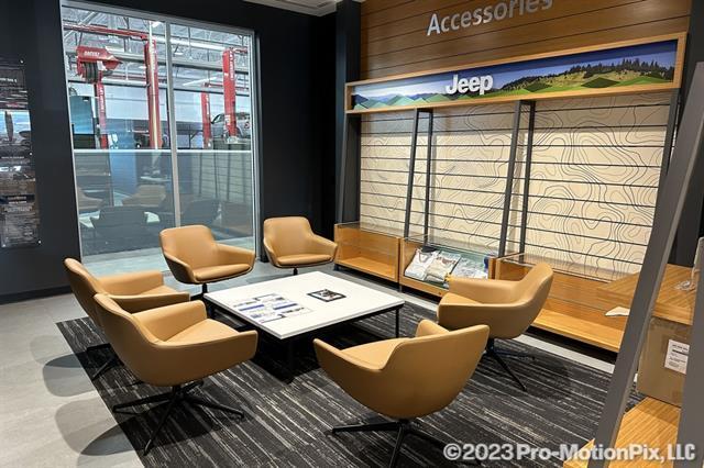 Photo of 2023 Diamond Black Jeep Wagoneer L