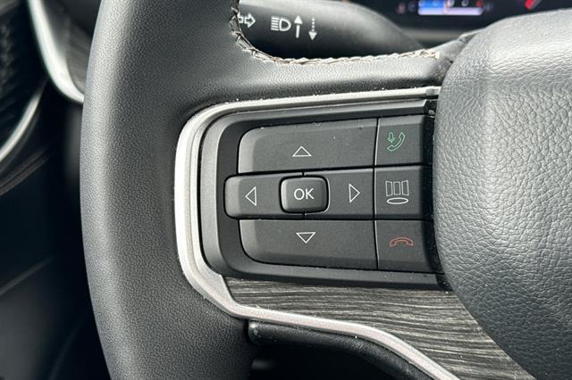 Photo of 2023 Diamond Black Jeep Wagoneer L