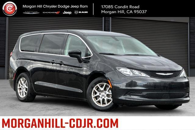 2022 Chrysler Voyager