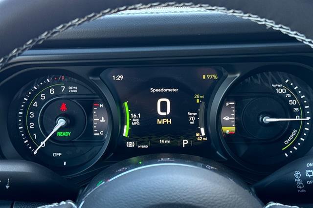 Photo of 2025 41 Jeep Wrangler 4xe