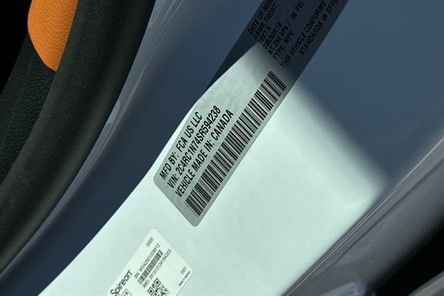 Photo of 2025 Bright White Clearcoat Chrysler Pacifica Hybrid