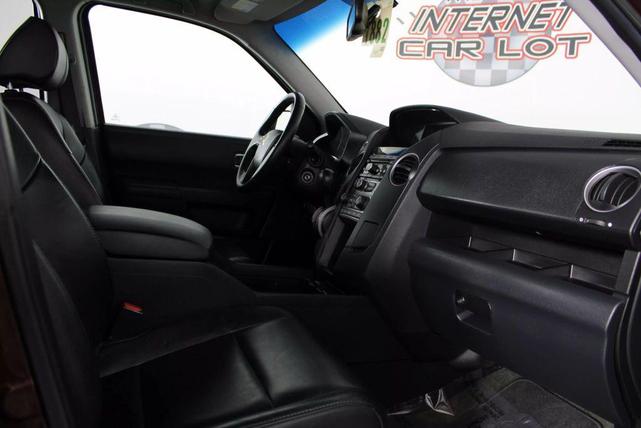 Photo of 2014 Dark Cherry Pearl Honda Pilot