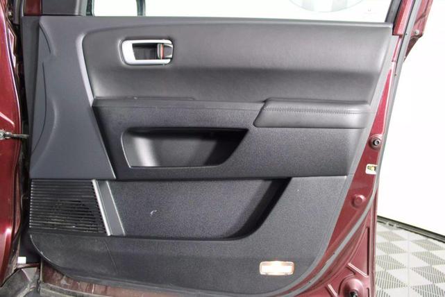 Photo of 2014 Dark Cherry Pearl Honda Pilot
