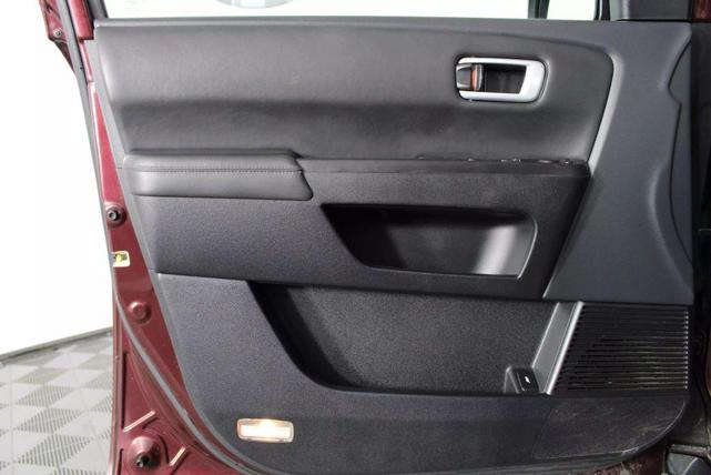 Photo of 2014 Dark Cherry Pearl Honda Pilot