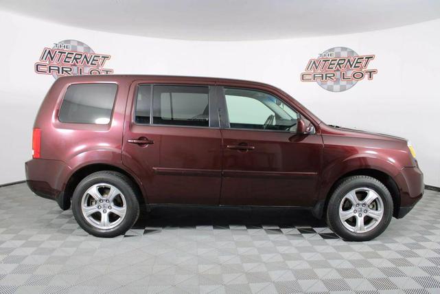 Photo of 2014 Dark Cherry Pearl Honda Pilot