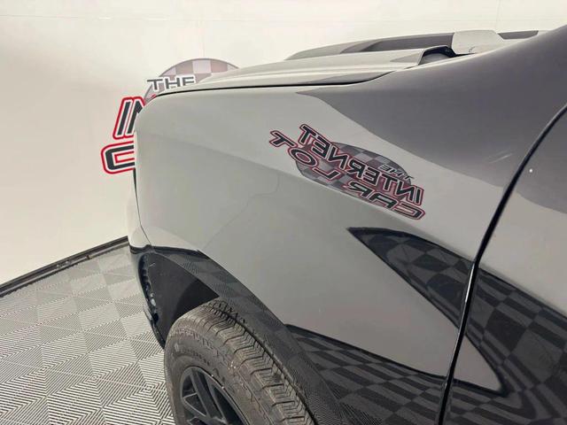 Photo of 2022 Black Chevrolet Silverado 1500