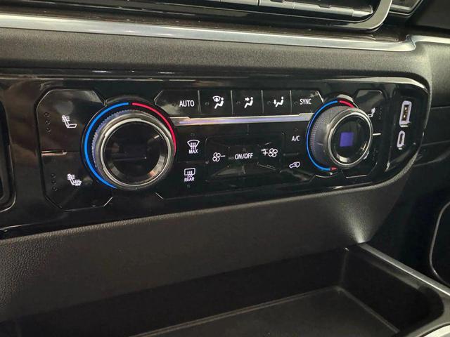 Photo of 2022 Black Chevrolet Silverado 1500