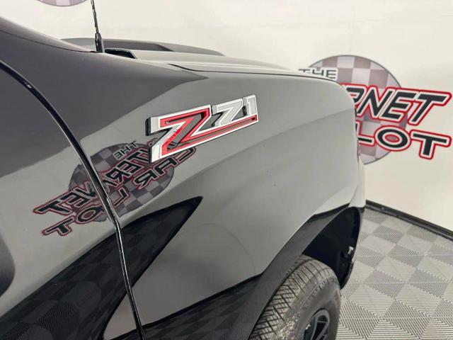 Photo of 2022 Black Chevrolet Silverado 1500