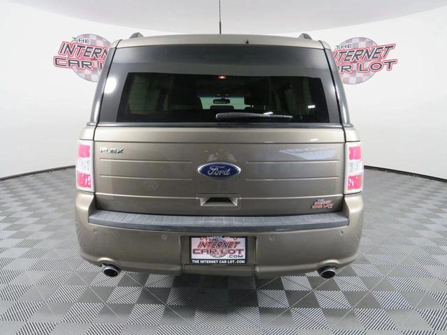 Photo of 2014 Mineral Gray Metallic Ford Flex