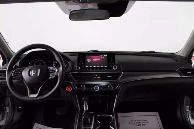Photo of 2020 Lunar Silver Metallic Honda Accord