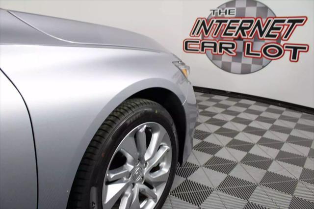 Photo of 2020 Lunar Silver Metallic Honda Accord