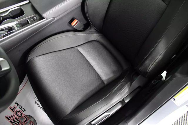 Photo of 2020 Lunar Silver Metallic Honda Accord