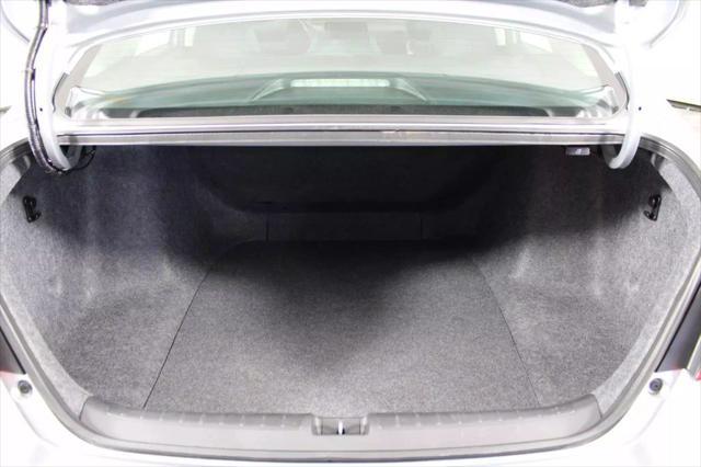 Photo of 2020 Lunar Silver Metallic Honda Accord