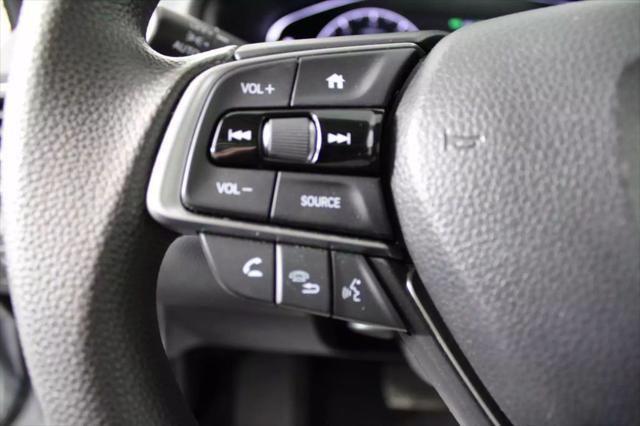 Photo of 2020 Lunar Silver Metallic Honda Accord