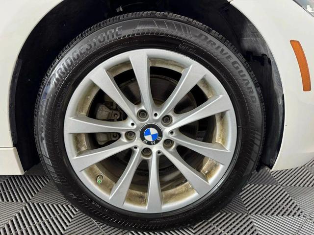 Photo of 2018 White BMW 320