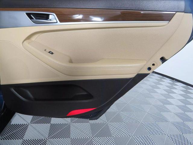 Photo of 2020 Blue Genesis G80