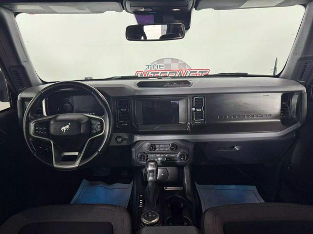 Photo of 2022 Green Ford Bronco