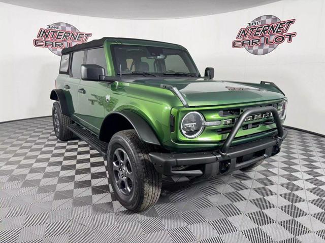 Photo of 2022 Green Ford Bronco