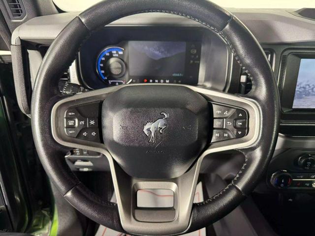 Photo of 2022 Green Ford Bronco