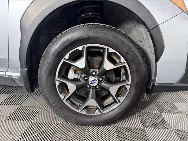 Photo of 2018 Ice Silver Metallic Subaru Crosstrek