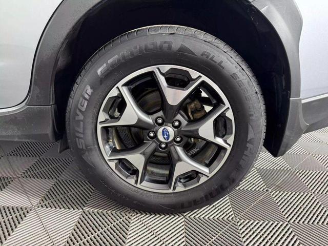 Photo of 2018 Ice Silver Metallic Subaru Crosstrek