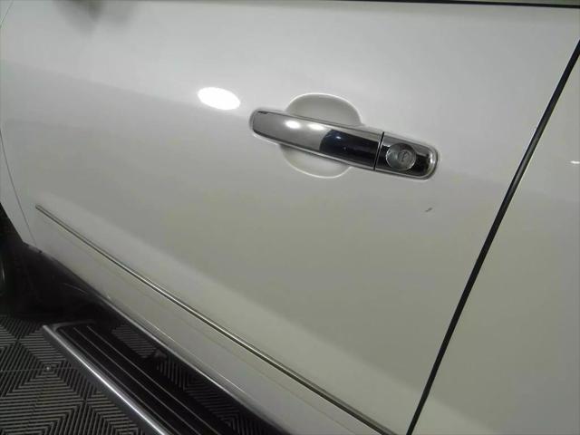 Photo of 2017 White Chevrolet Traverse