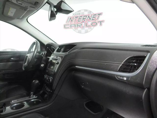 Photo of 2017 White Chevrolet Traverse