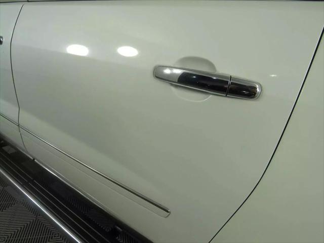 Photo of 2017 White Chevrolet Traverse