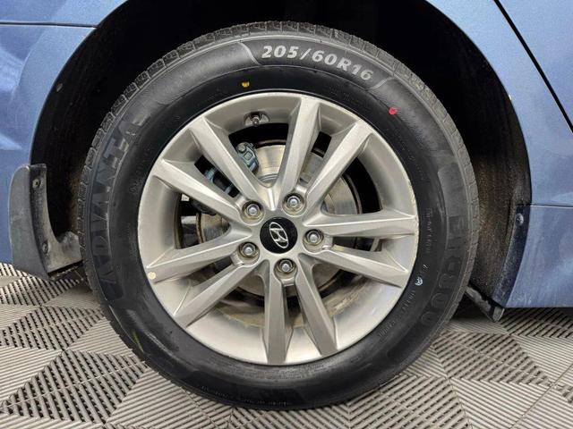 Photo of 2017 Blue Hyundai SONATA