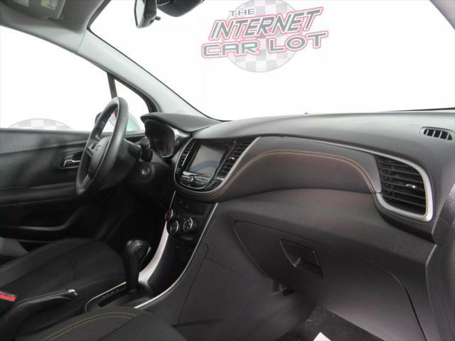 Photo of 2020 Summit White Chevrolet Trax