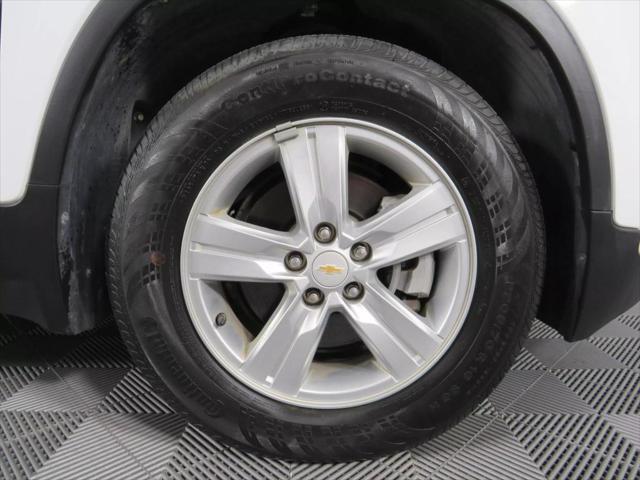 Photo of 2020 Summit White Chevrolet Trax