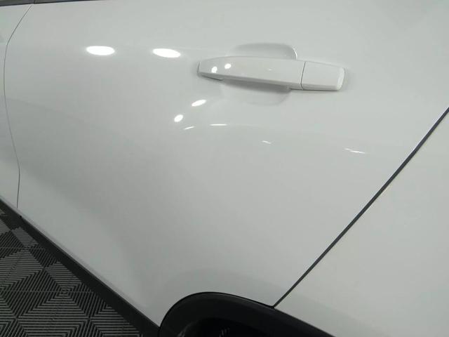 Photo of 2020 Summit White Chevrolet Trax