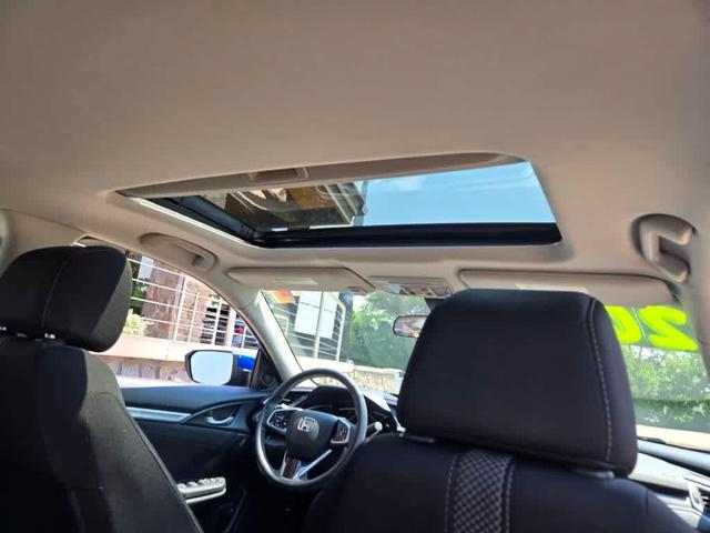 Photo of 2020 Blue Honda Civic