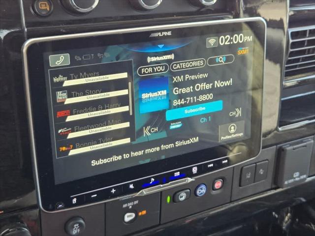Photo of 2025 Onyx Black GMC Savana 2500