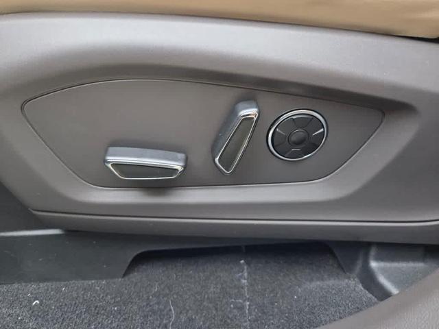 Photo of 2020 Carbonized Gray Ford Explorer