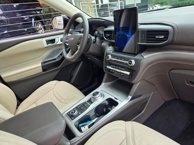 Photo of 2020 Carbonized Gray Ford Explorer