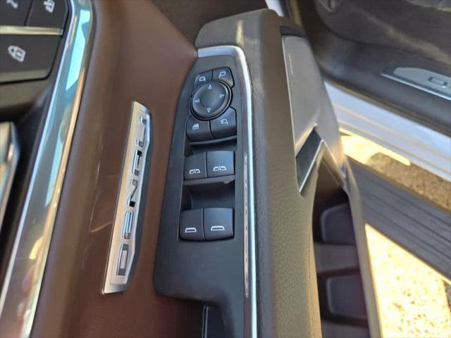 Photo of 2024 White Frost Tricoat GMC Sierra 1500