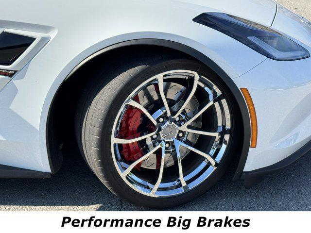 Photo of 2019 Arctic White Chevrolet Corvette