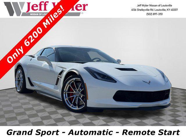 Photo of 2019 Arctic White Chevrolet Corvette