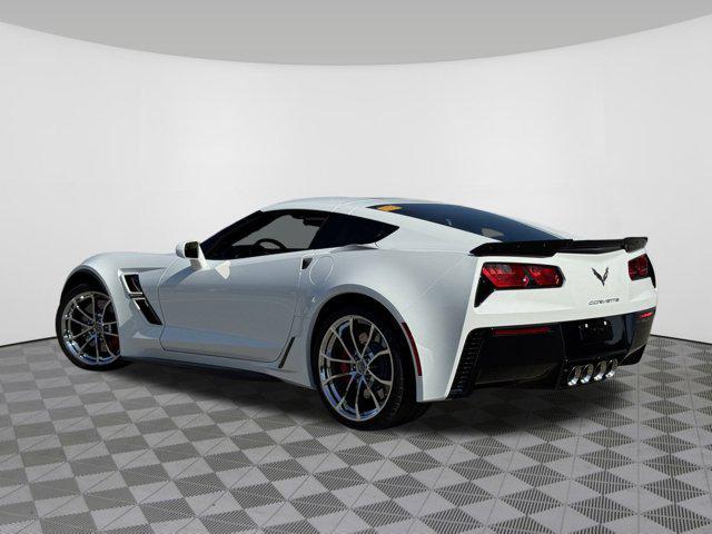 Photo of 2019 Arctic White Chevrolet Corvette