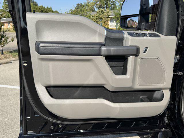 Photo of 2018 Shadow Black Ford F-250