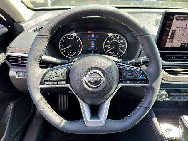 Photo of 2025 Brilliant Silver Metallic Nissan Altima