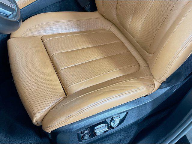 Photo of 2020 Black Sapphire Metallic BMW X5